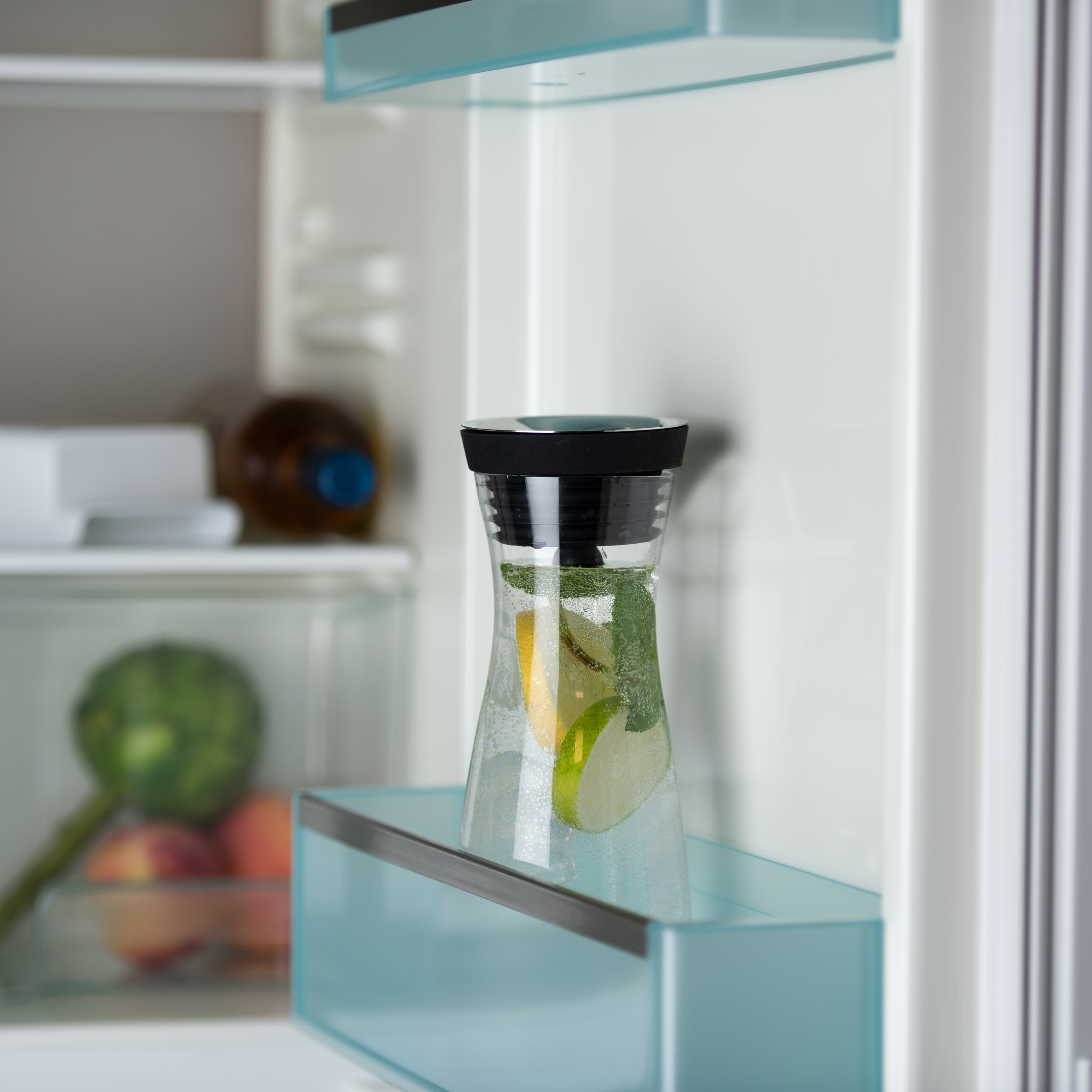 WMF Gümüş Kapaklı 1lt Karaf ve 4'lü Bardak Seti